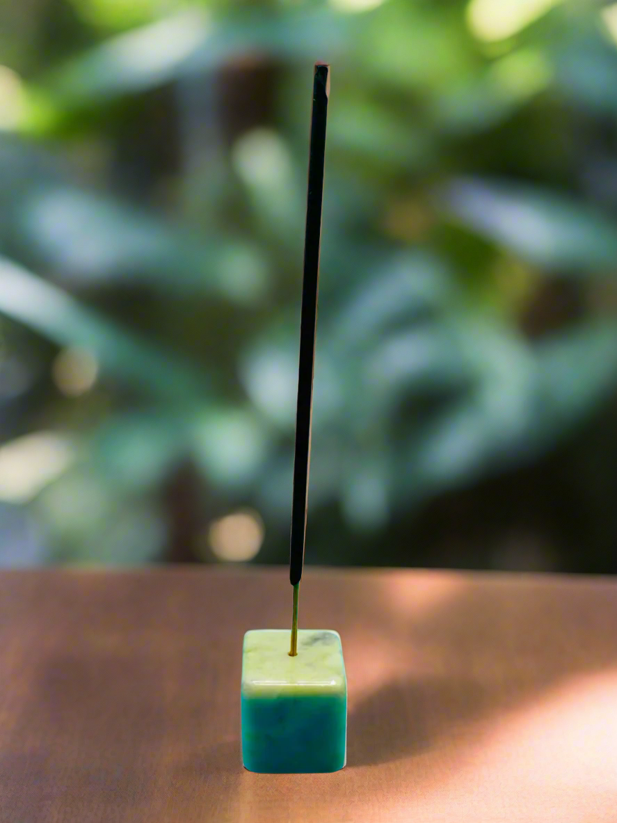 Tumbler Square Serpentine Incense Holder