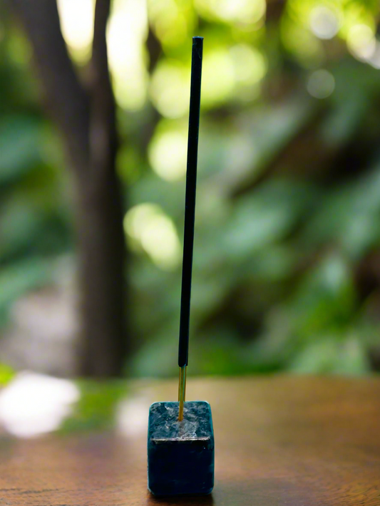 Tumbler Square Larkivite Incense holder